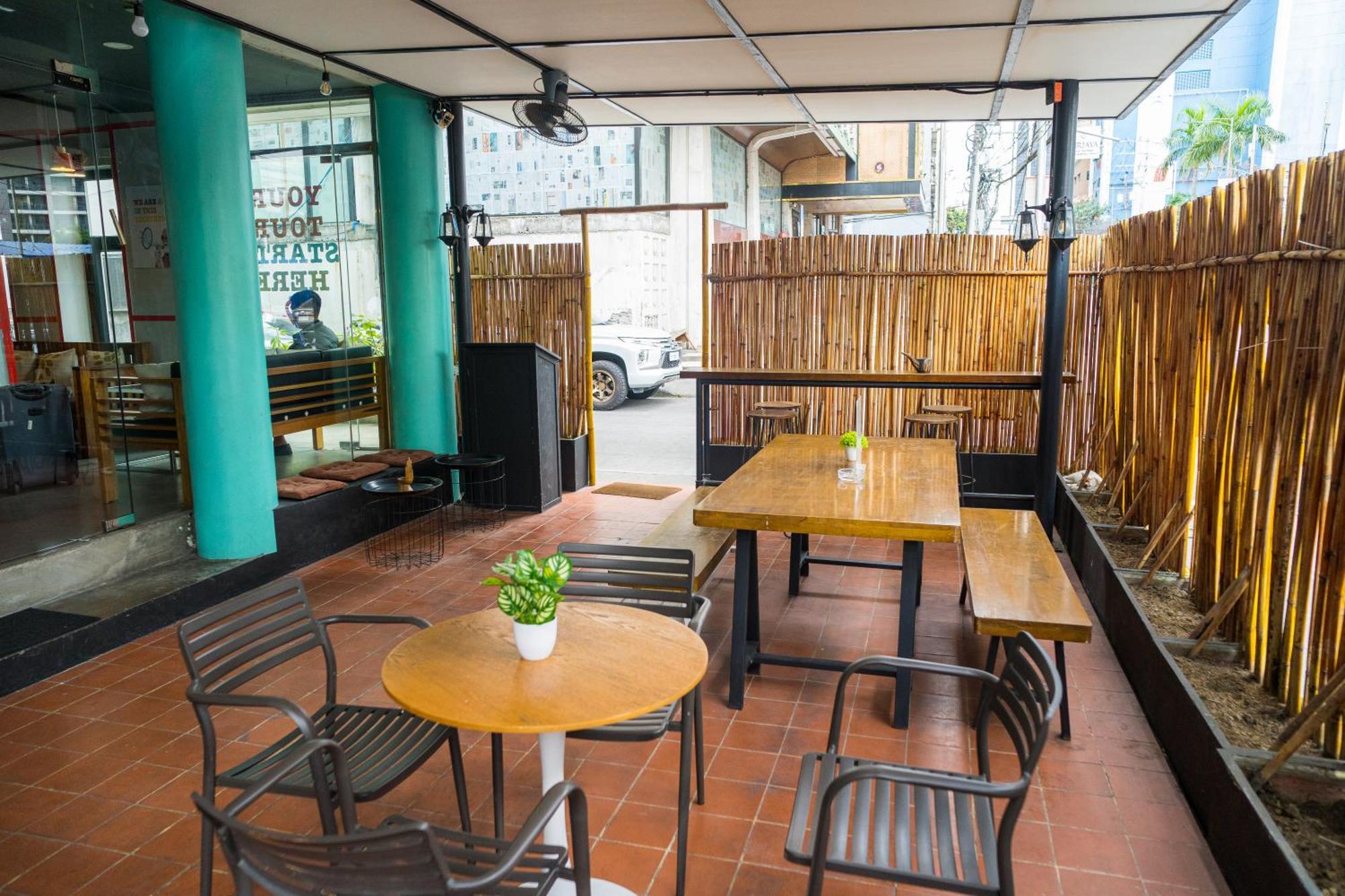 Abraham Manila - Located In Central Makati (Adults Only) Makati City Exteriör bild