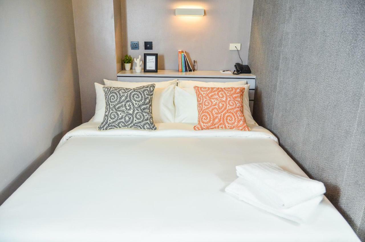 Abraham Manila - Located In Central Makati (Adults Only) Makati City Exteriör bild